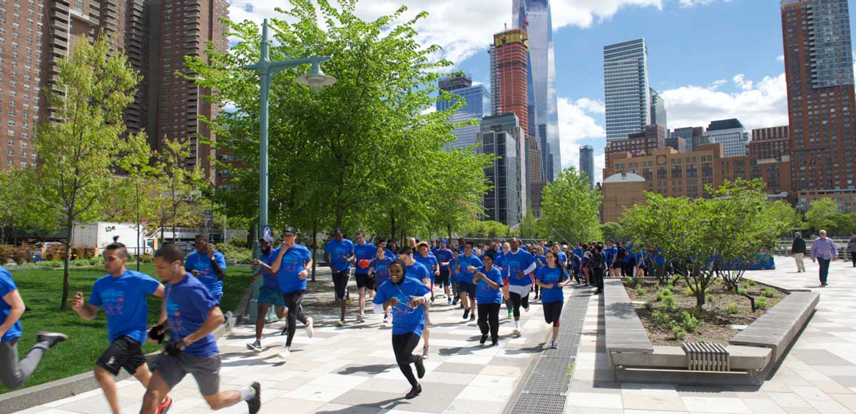 BMCC students run in a 5k in NYC